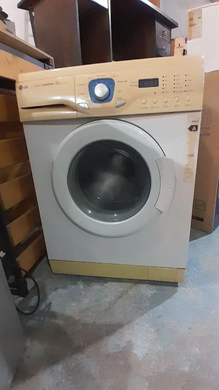 لباسشویی ال جی 5 کیلویی|ماشین لباسشویی و خشک‌کن لباس|بوشهر, |دیوار