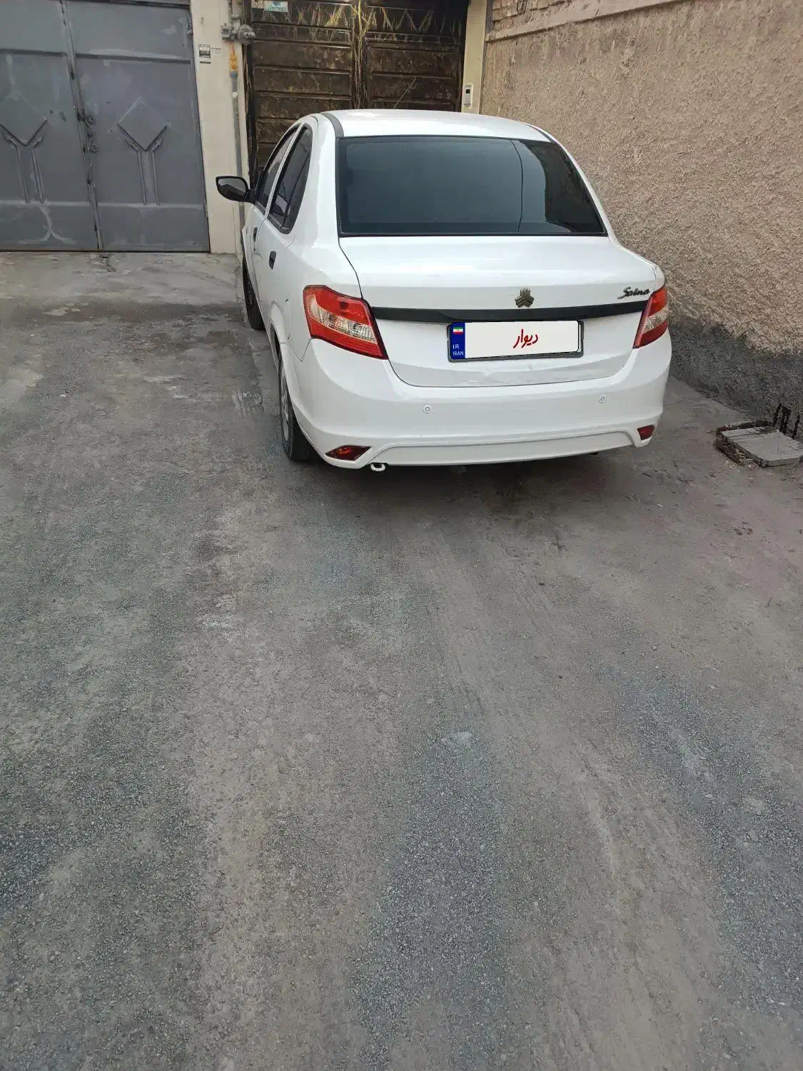 ساینا ۹۸|خودرو سواری و وانت|نجف‌آباد, ویلاشهر|دیوار