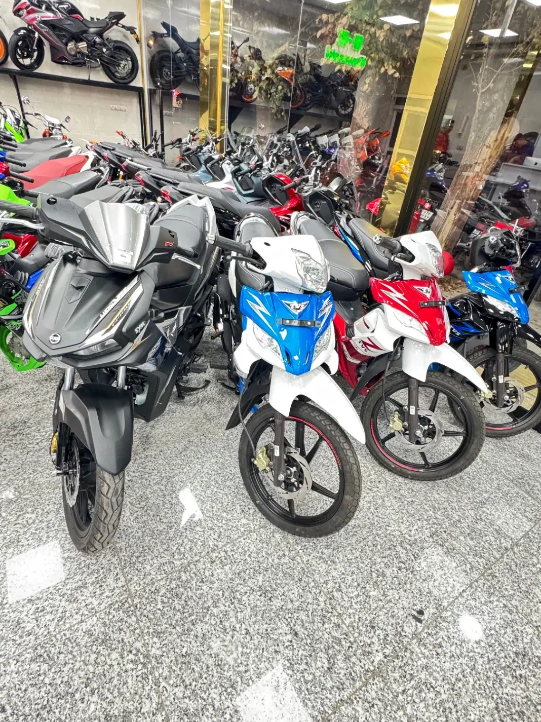 شرایط فروش ویژه|موتورسیکلت|مبارکه, |دیوار