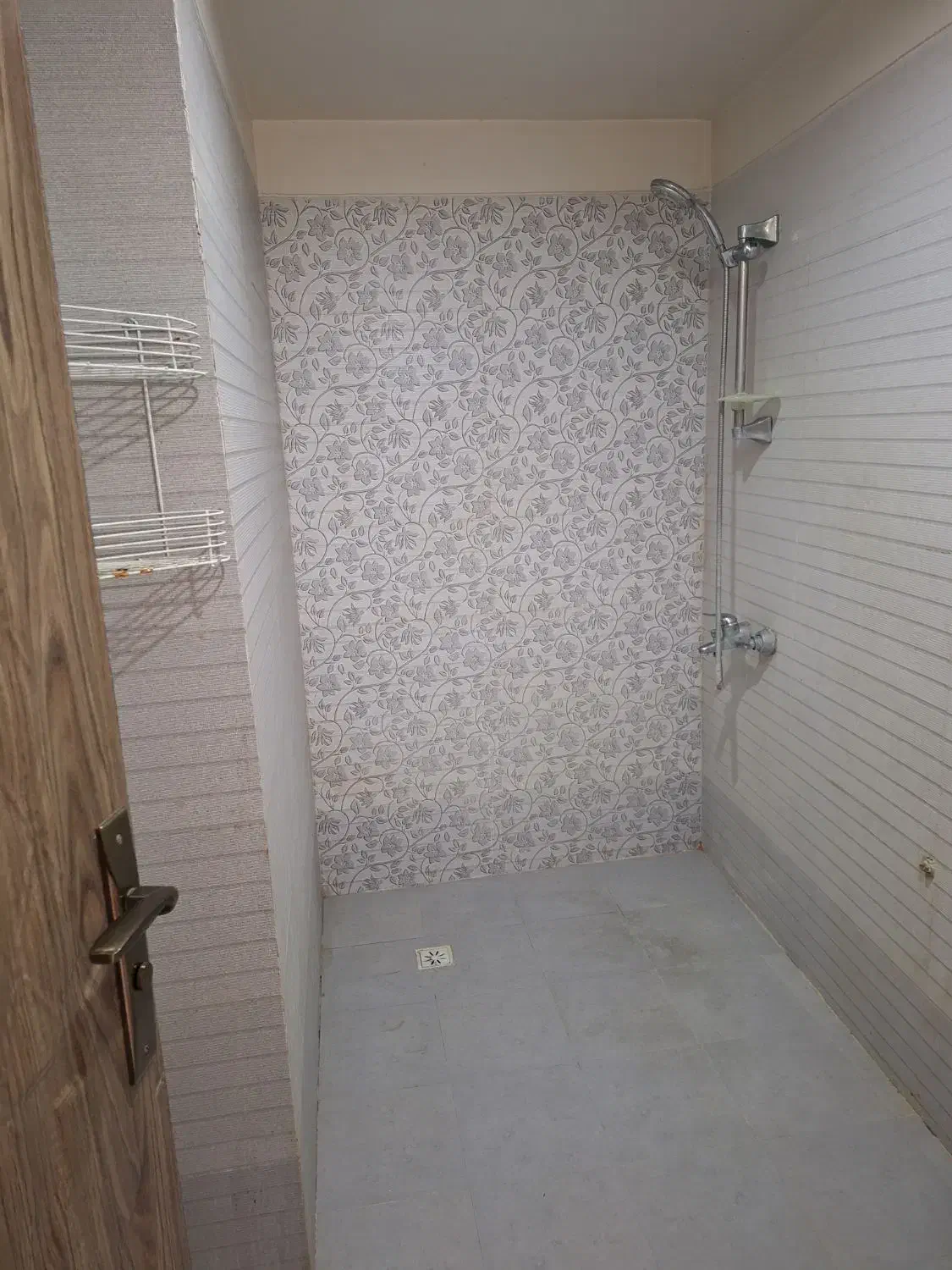 اجاره آپارتمان فلاح منطقه۱۷ متراژ ۱۰۵متر