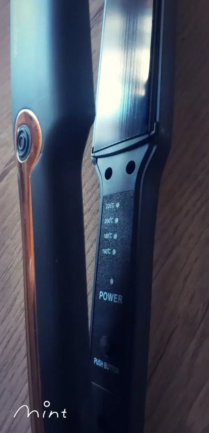 اتو مو استفاده نشده ۲۲۰وات|آرایشی، بهداشتی، درمانی|صائین قلعه, |دیوار