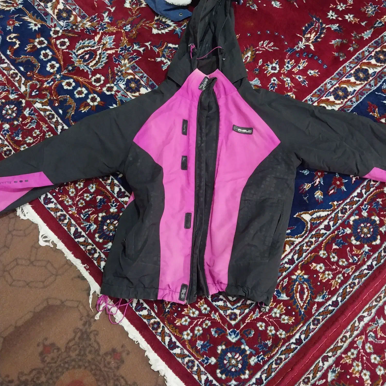 کاپشن‌پسرانه‌۵الی‌۶سال‌و۱۴تا۱۵سال|لباس|تربت جام, میان جام|دیوار