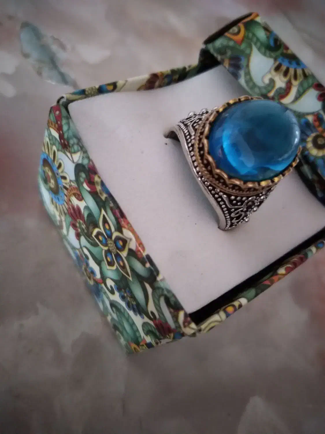 انگشتر|بدلیجات|تربت‌حیدریه, باغ سلطانی|دیوار