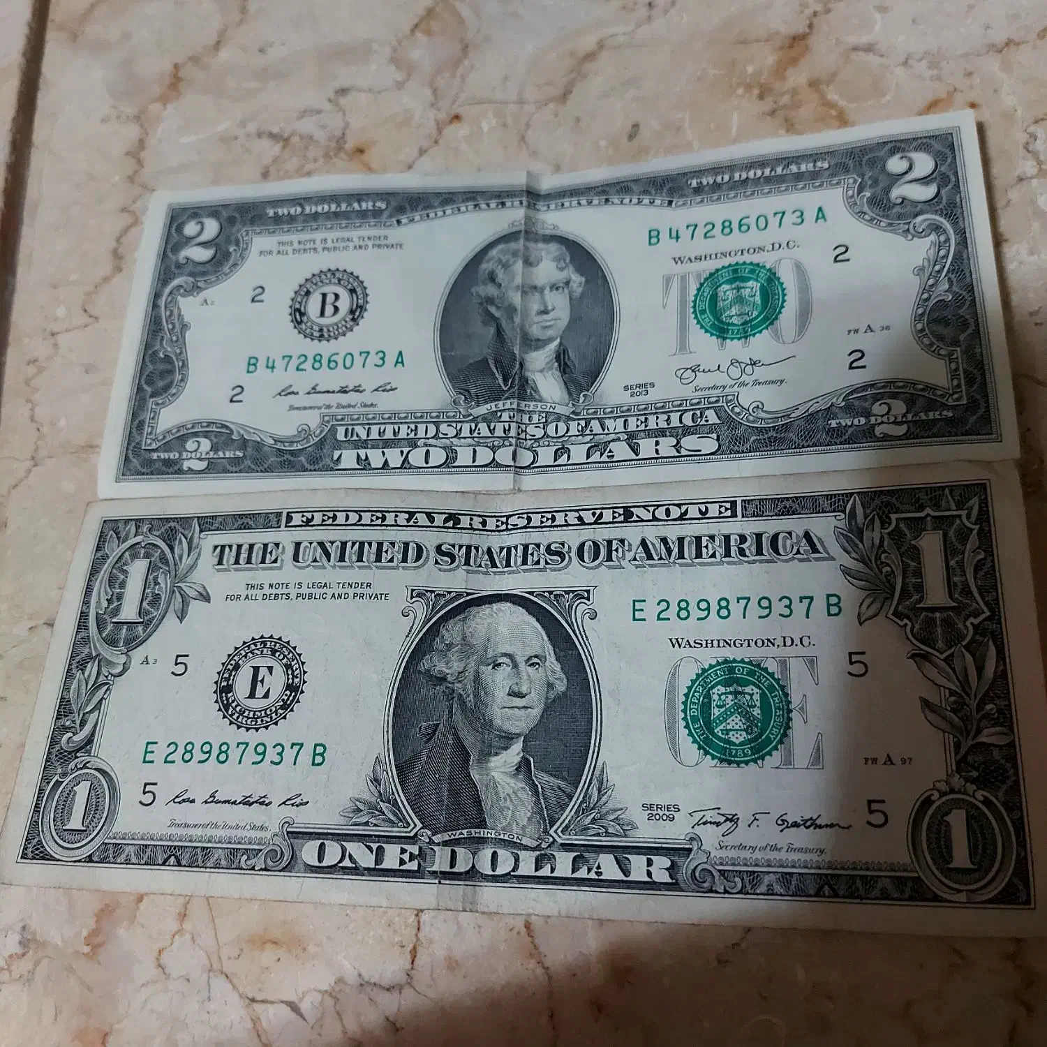 1دلاری  و  2 دلاری|کلکسیون سکه، تمبر، اسکناس|قم, علی آباد سعدگان|دیوار