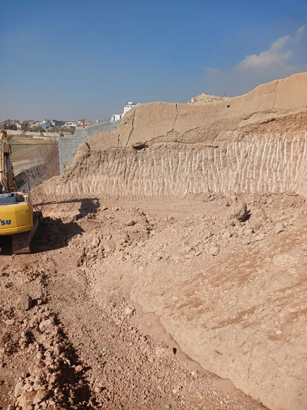 200 متر زمین مسکونی|فروش زمین و ملک کلنگی|لنجان, |دیوار