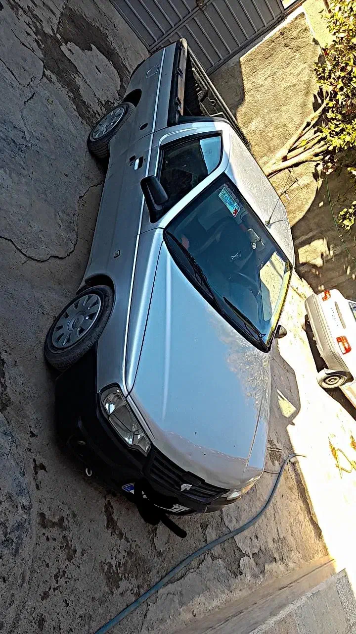 آریسان ۴۰۱|خودرو سواری و وانت|خرم‌آباد, |دیوار