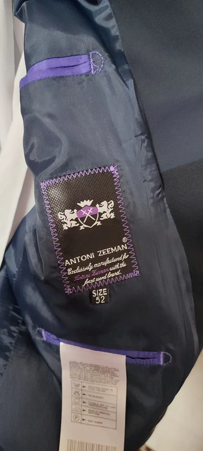 کت و شلوار دامادی با پیراهن سفید|لباس|کاشان, کارگر|دیوار