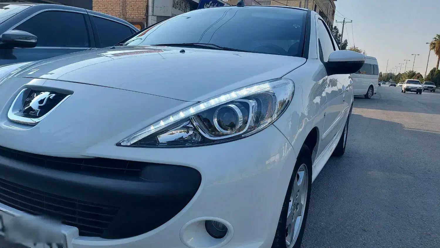 ۴۰۲ فرمون برقی|خودرو سواری و وانت|کوار, |دیوار