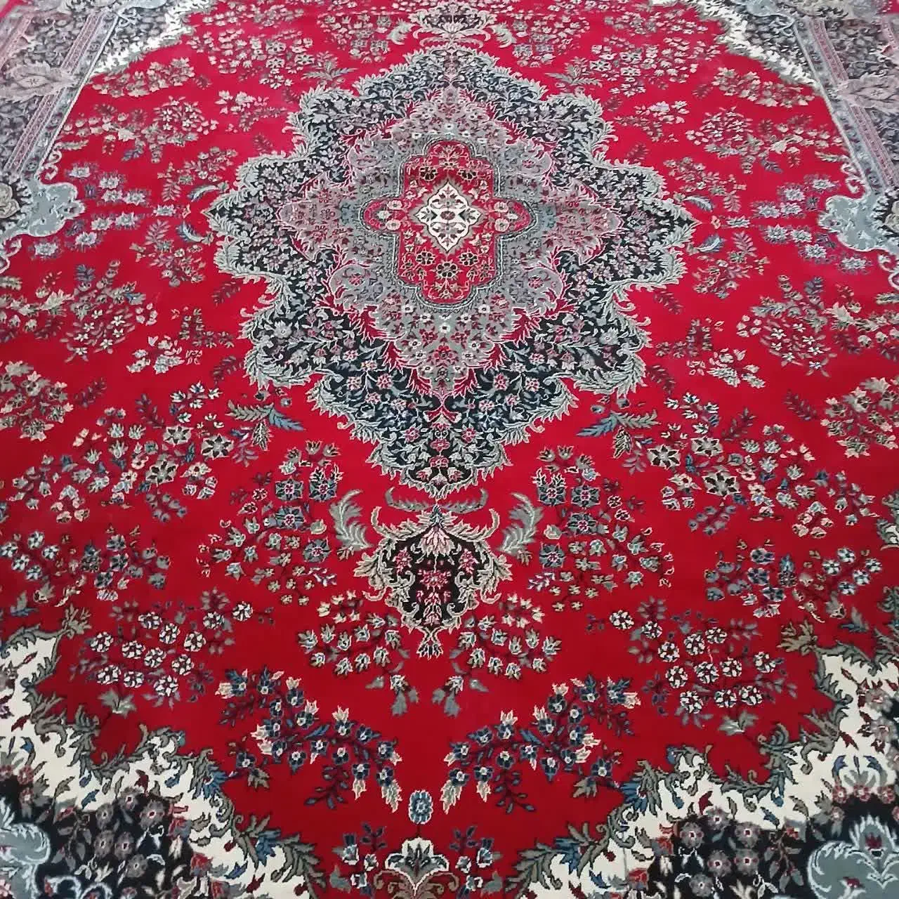 فرش ۱۲ متری ۵۰۰ شانه خوش رنگ|فرش|نظرآباد, نظرآباد|دیوار