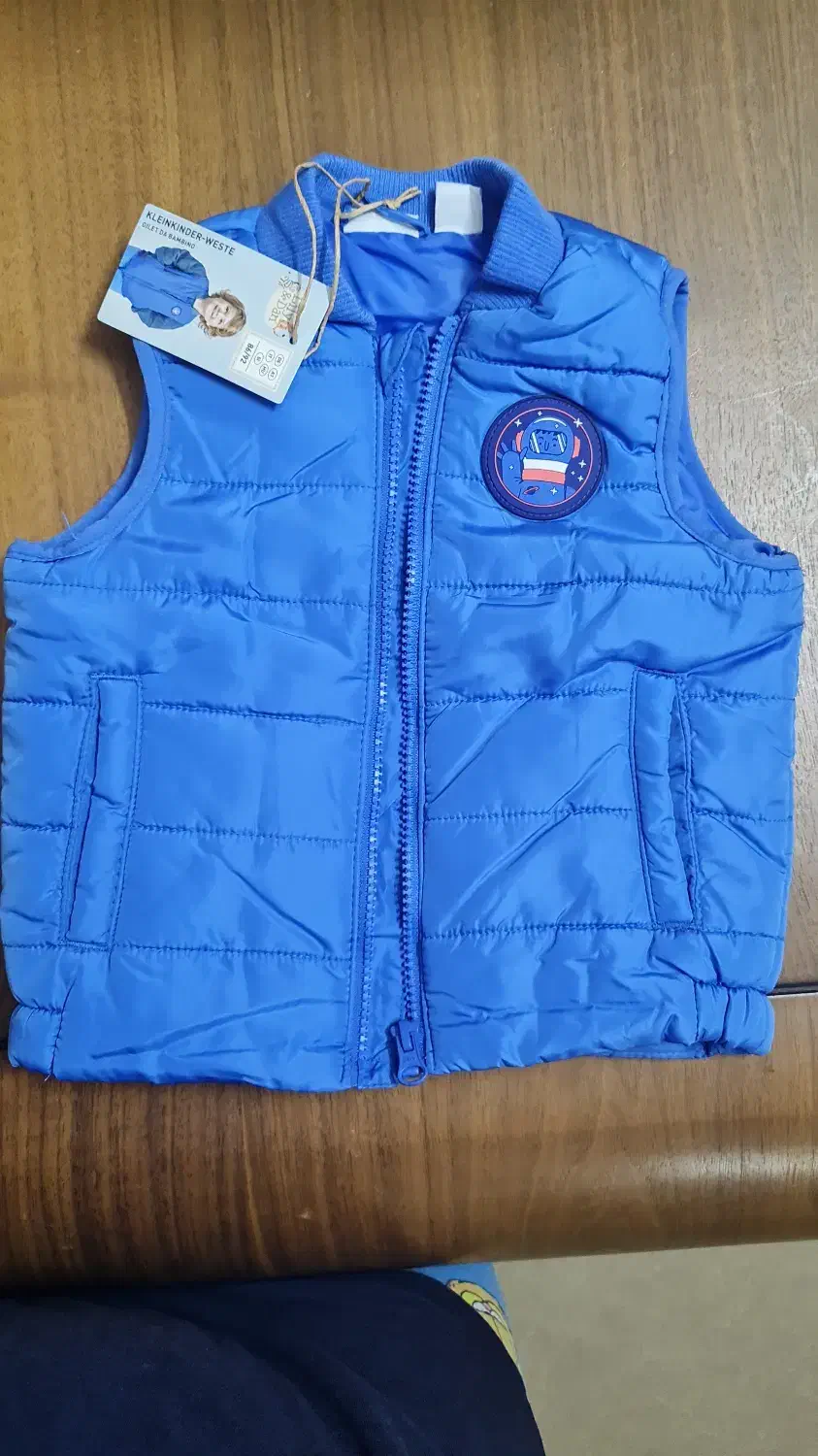 پافر آلمانی اورجینال کاملا نو.دو تا سه سال|کفش و لباس بچه|شاهین‌شهر, فردوسی|دیوار