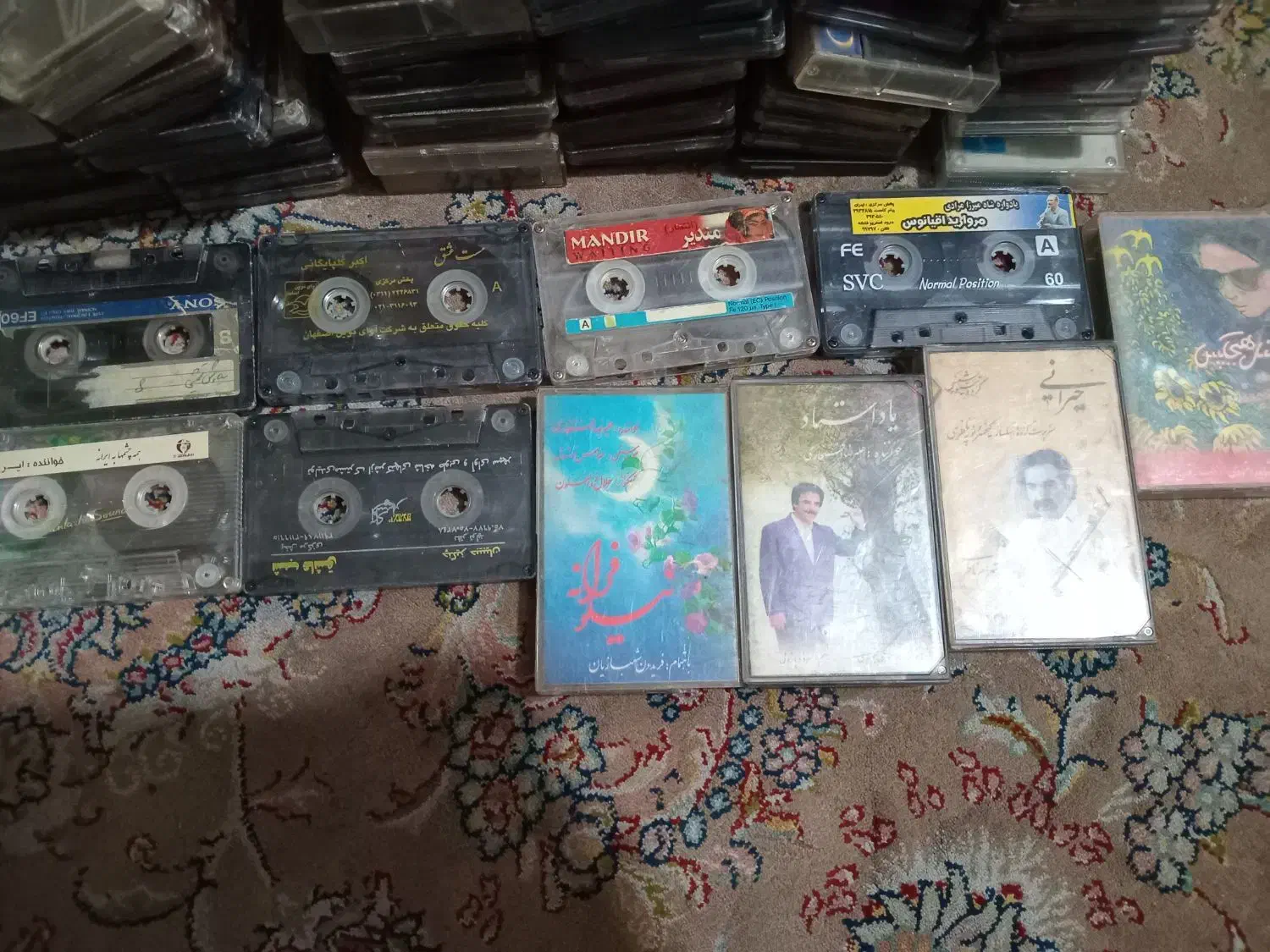 کاست|کلکسیون اشیاء عتیقه|مشکین‌دشت, |دیوار