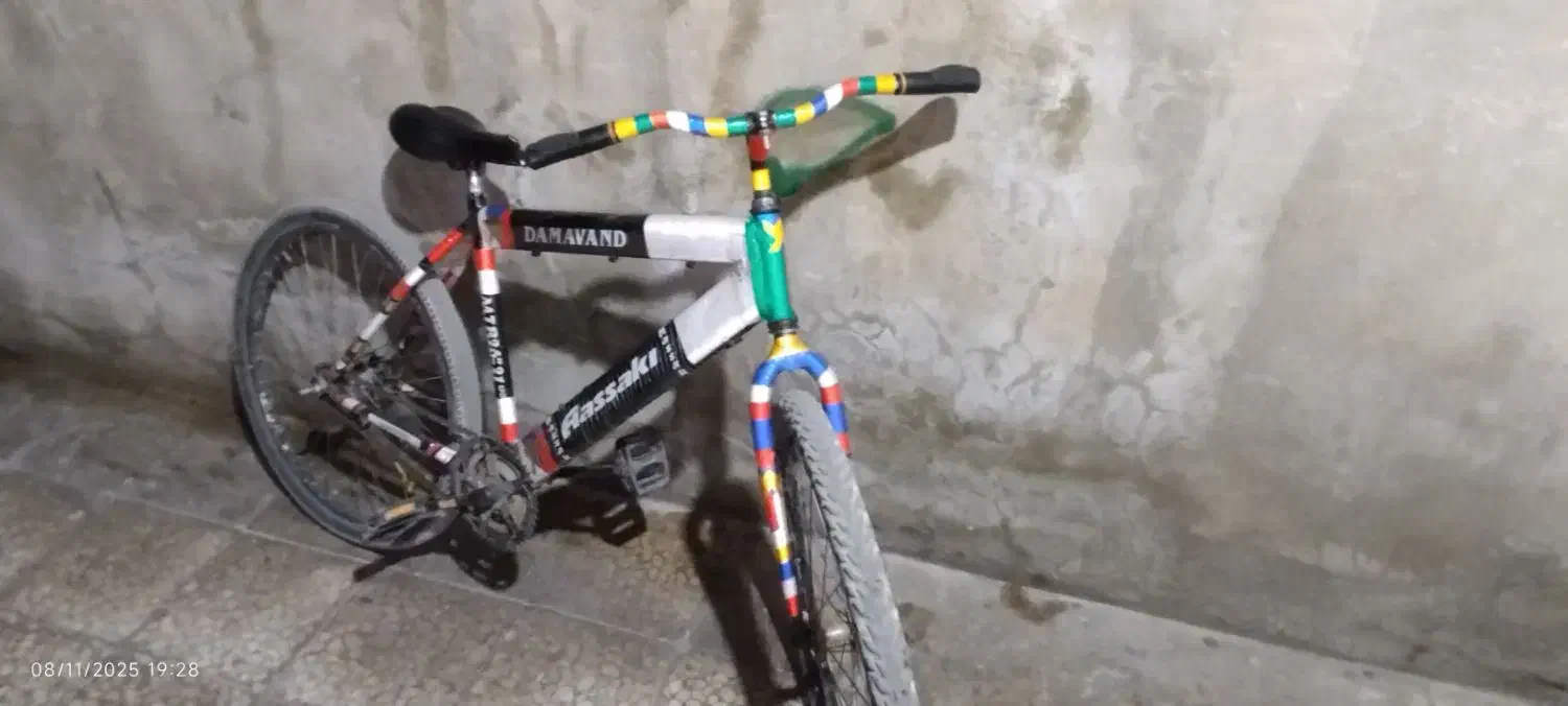 دوچرخه 26|دوچرخه، اسکیت، اسکوتر|خاش, |دیوار