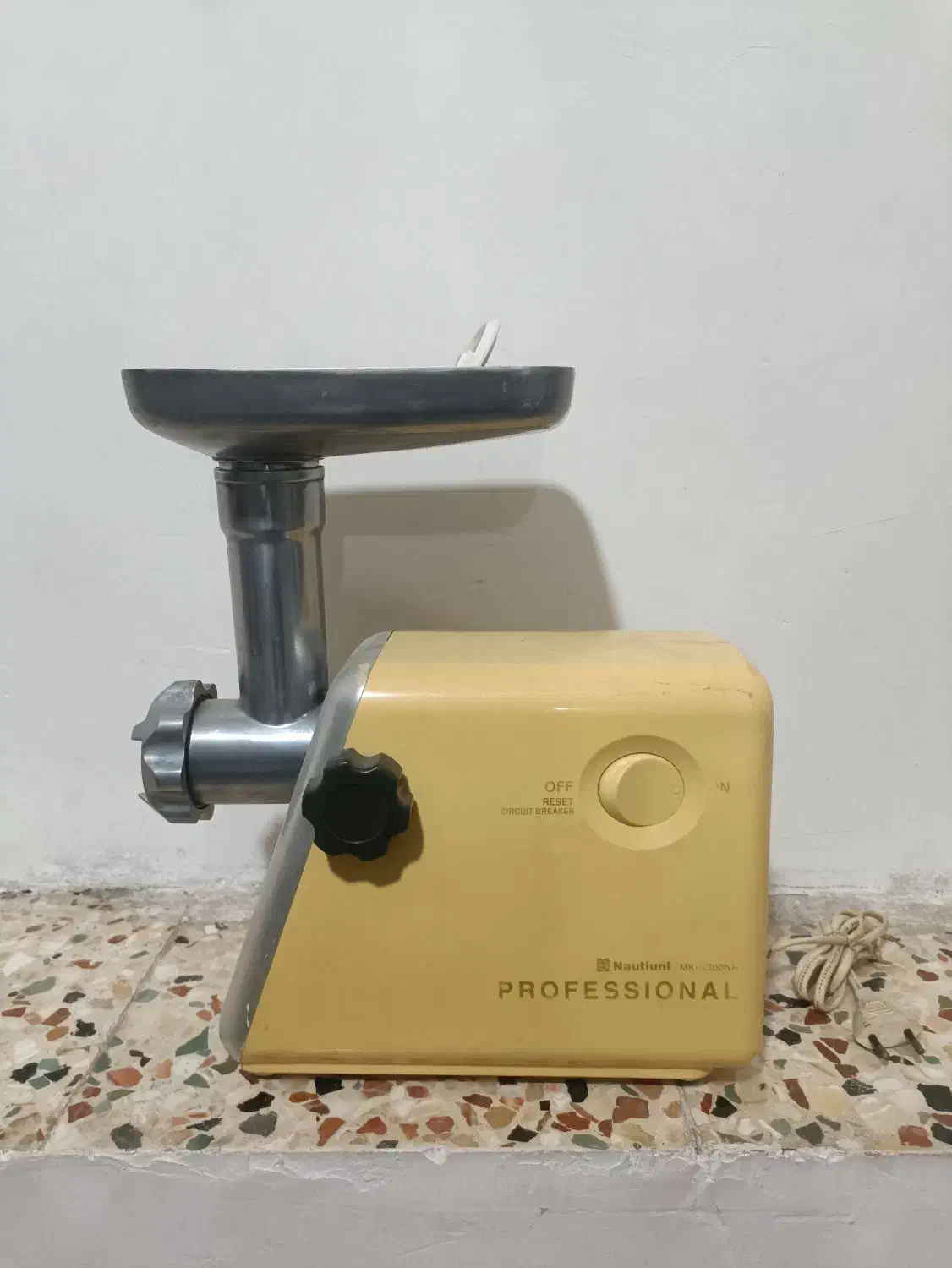 لوازم برقی|آبمیوهگیر و آبمرکباتگیر|چناران, |دیوار