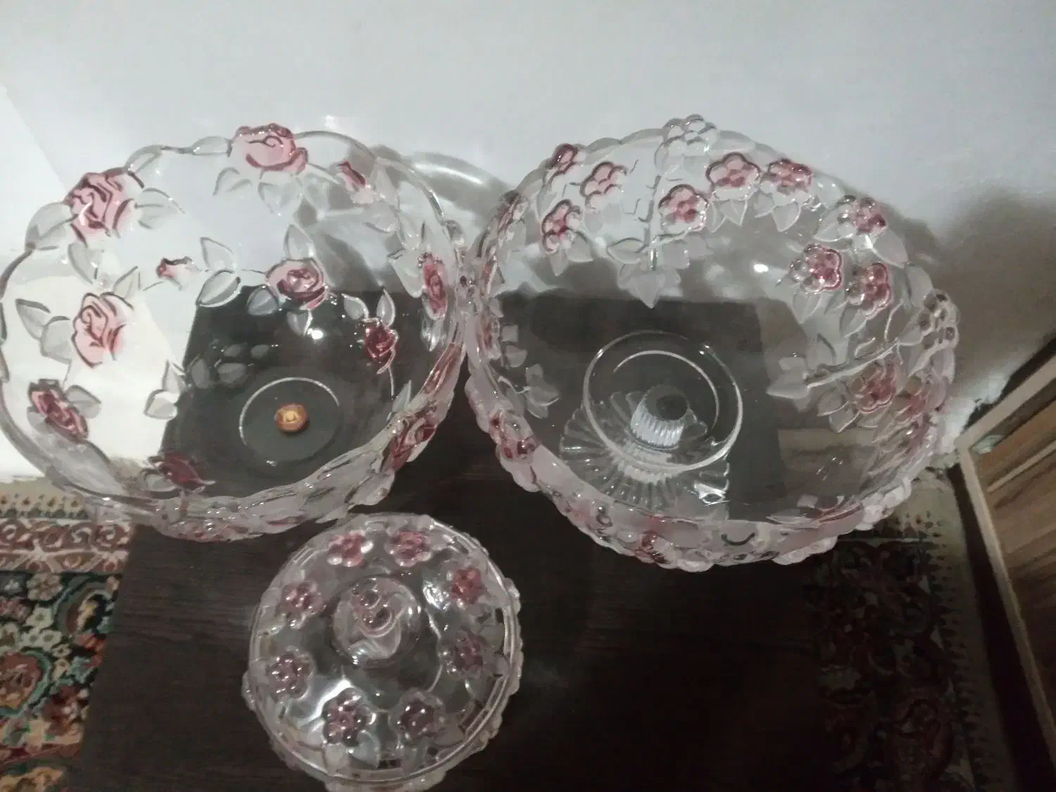 کریستالهای والتر|ظروف سرو و پذیرایی|رشت, باهنر|دیوار