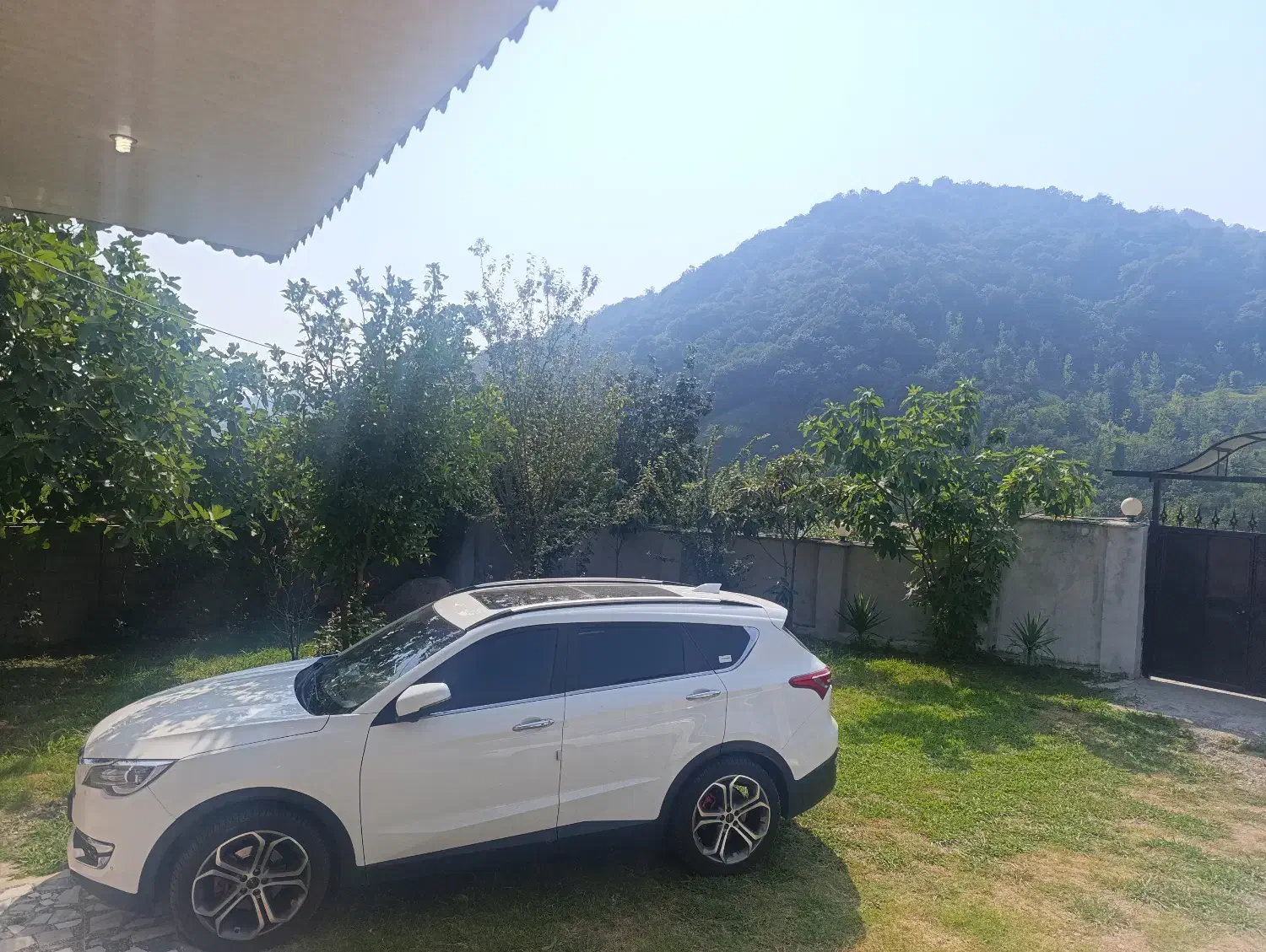 فیدلیتی مدل 1400|خودرو سواری و وانت|بروجن, |دیوار