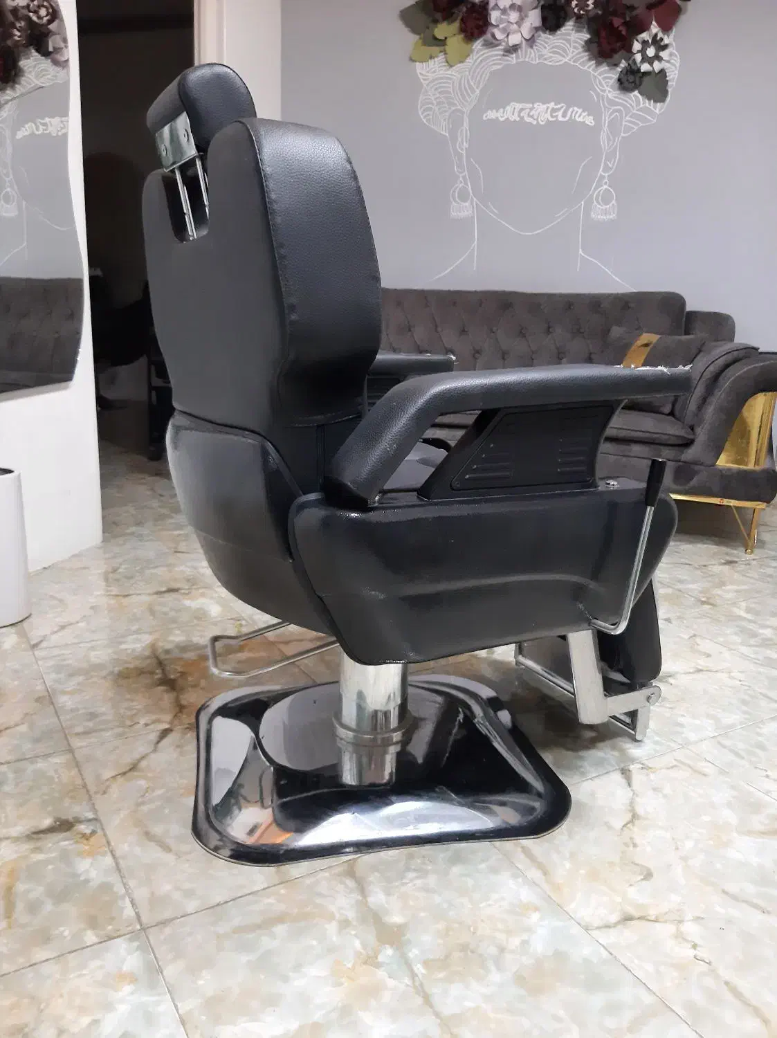 صندلی vip|آرایشگاه و سالن‌های زیبایی|کرمان, |دیوار