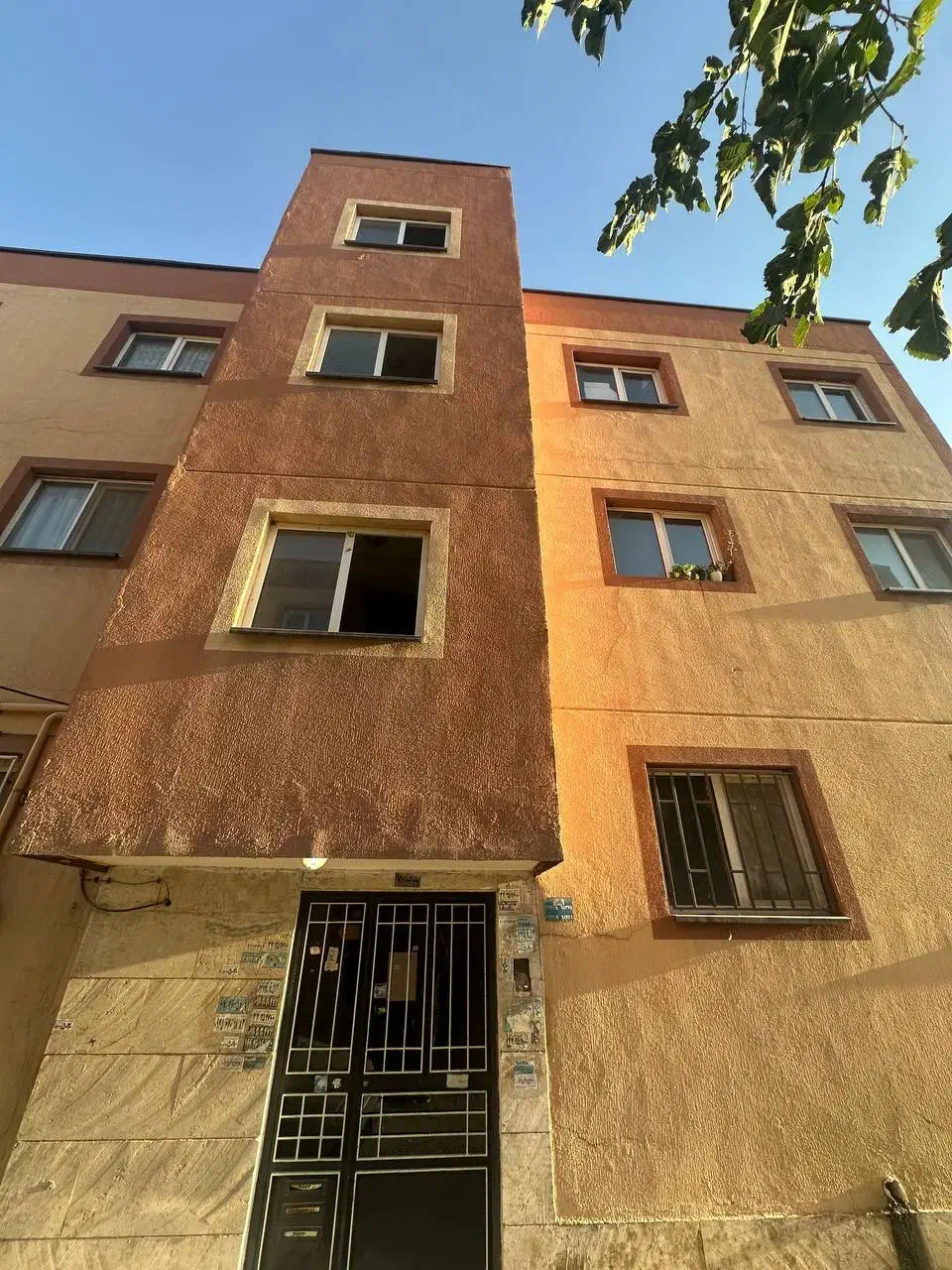 بوستان فاز ۴ قیمت مناسب|فروش آپارتمان|هشتگرد, شهرک بوستان|دیوار