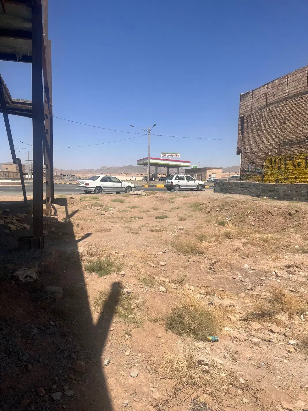 زمین حاشیه پمپ بنزین امیراباد حاجی اباد|فروش زمین و ملک کلنگی|بیرجند, |دیوار