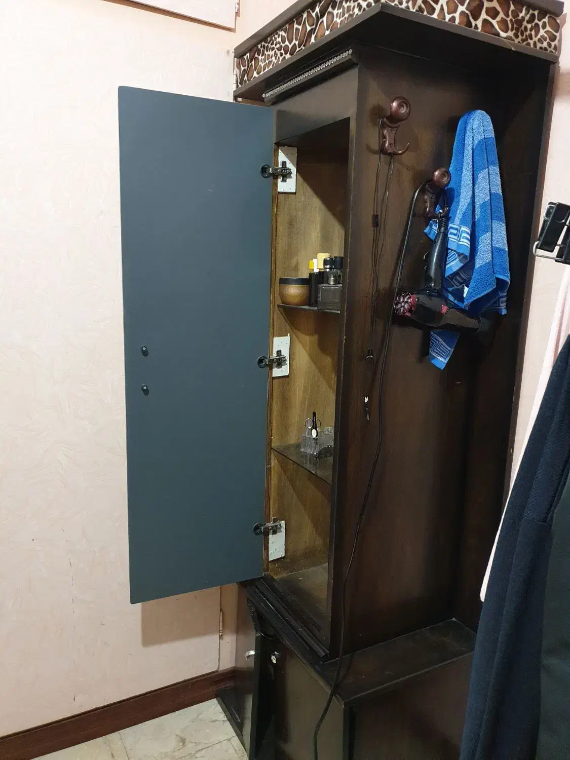 کمد چوب لباسی|جاکفشی، کمد، دراور|تهران, سردارجنگل|دیوار