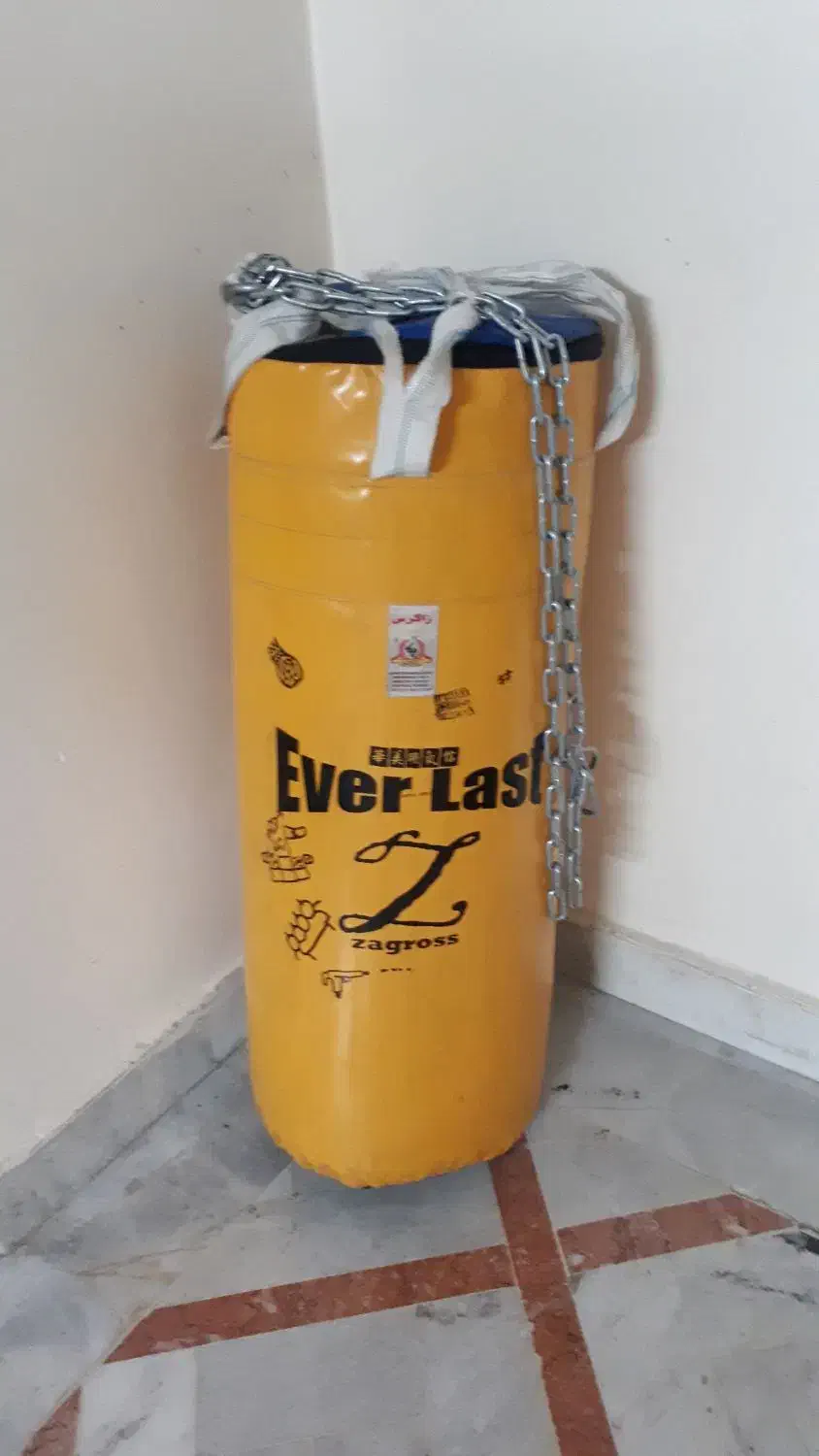 کیسه بوکس|تجهیزات ورزشی|مشهد, مقدم|دیوار