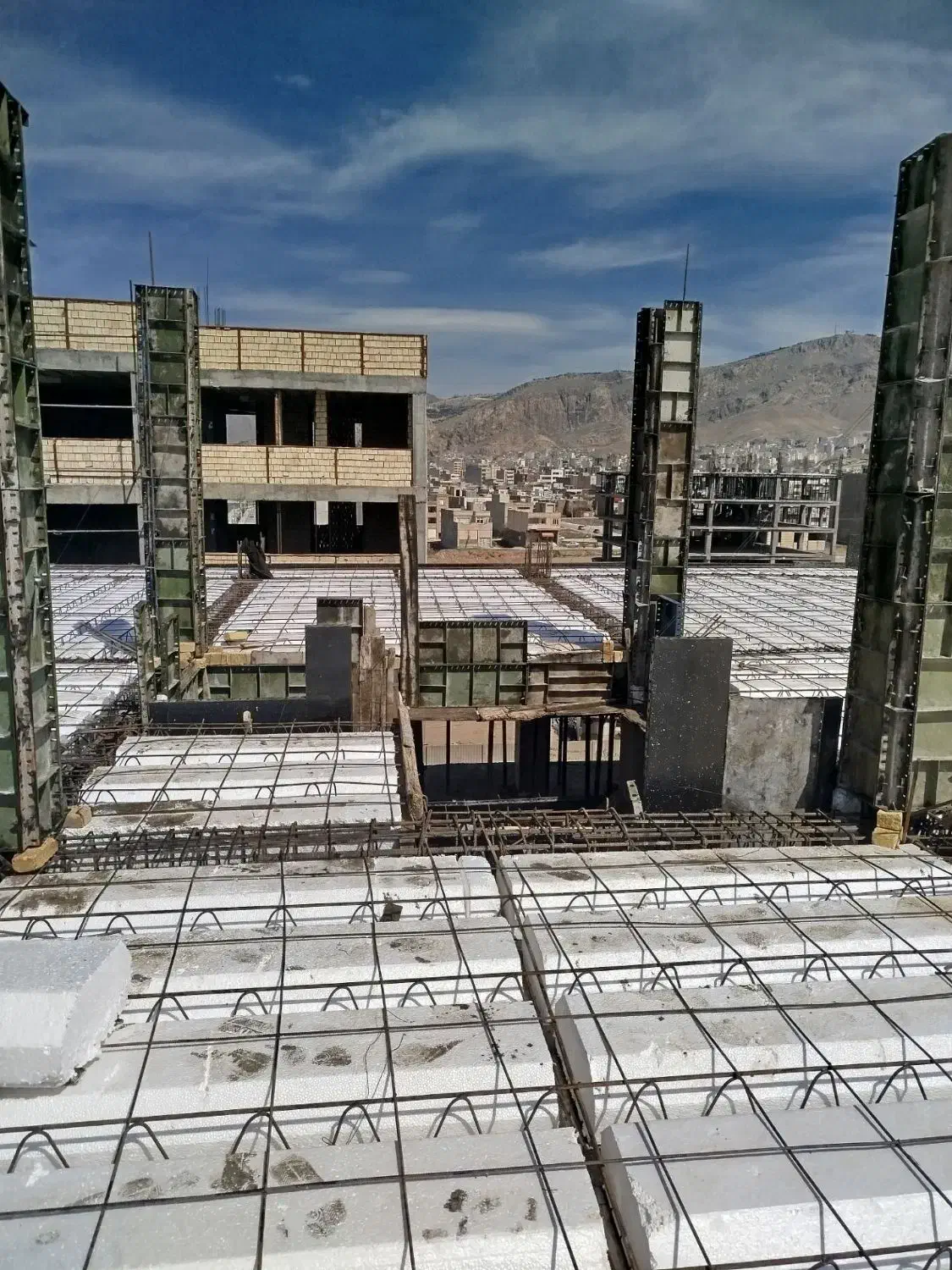 آرماتوربند|استخدام معماری، عمران و ساختمانی|خرم‌آباد, |دیوار