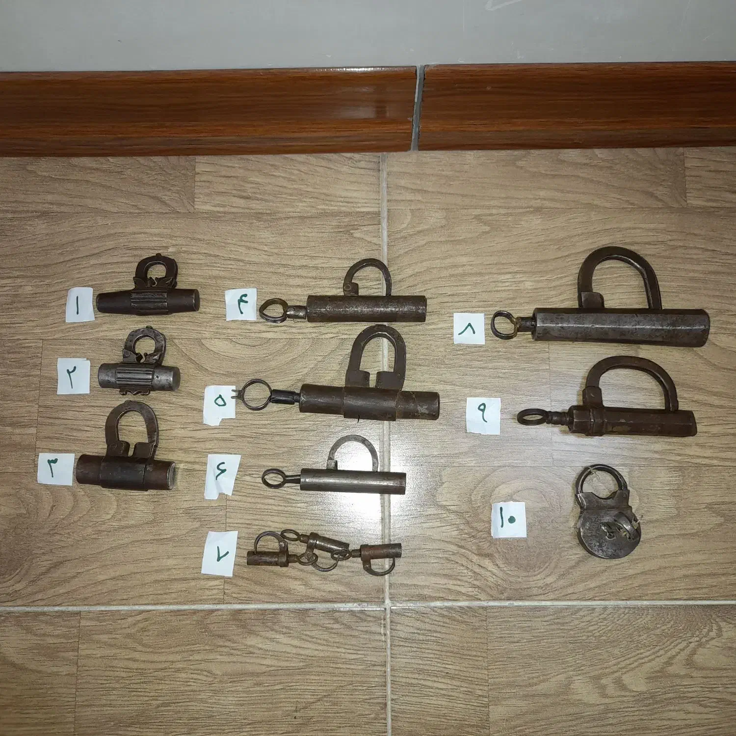 قفل چالشتری|کلکسیون اشیاء عتیقه|اصفهان, شهرک زاینده رود|دیوار