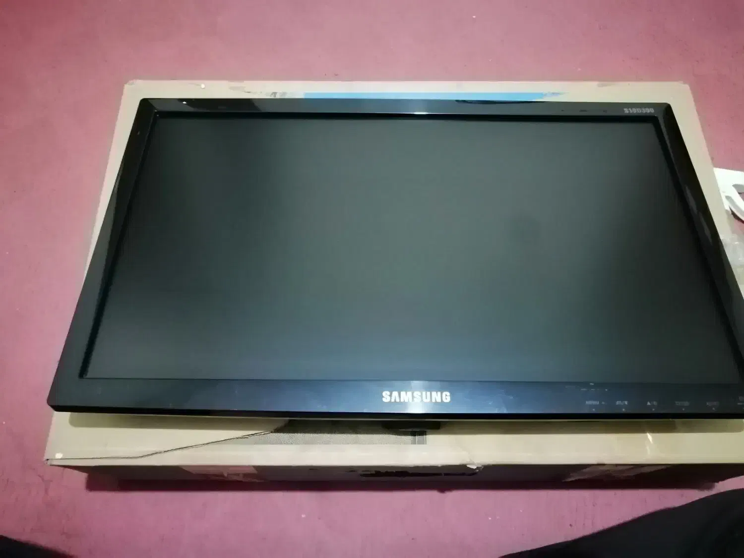 مانیتور سامسونگ مدلS19D300|قطعات و لوازم جانبی رایانه|شیراز, شهرک مهدیه|دیوار