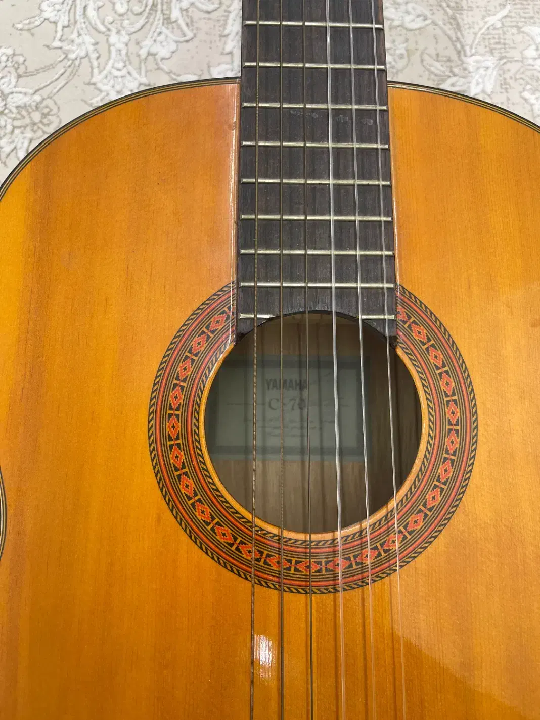 گیتار یاماها c70|گیتار، بیس، امپلیفایر|شیراز, کوی وحدت|دیوار