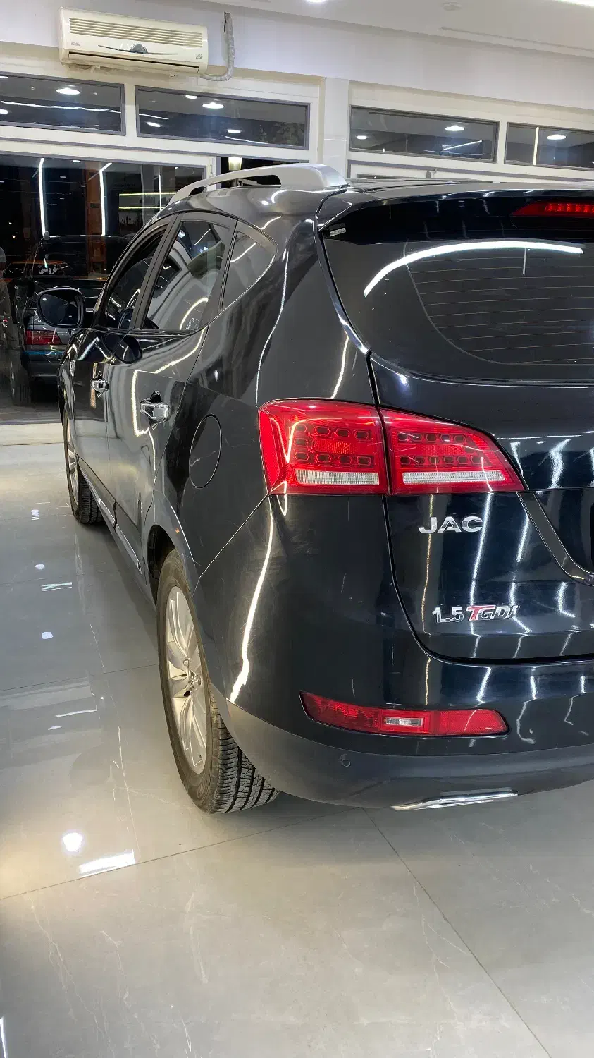 جک s5  اس فایو ، بدونه رنگ و لیسه گیری و خوردگی|خودرو سواری و وانت|تهران, مشیریه|دیوار