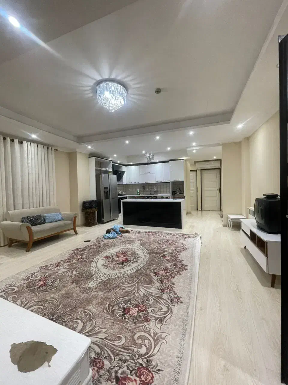 اجاره آپارتمان ۱۰۰متری دوخواب در گلسار استادمعین|اجارهٔ آپارتمان|رشت, بلوار گیلان|دیوار