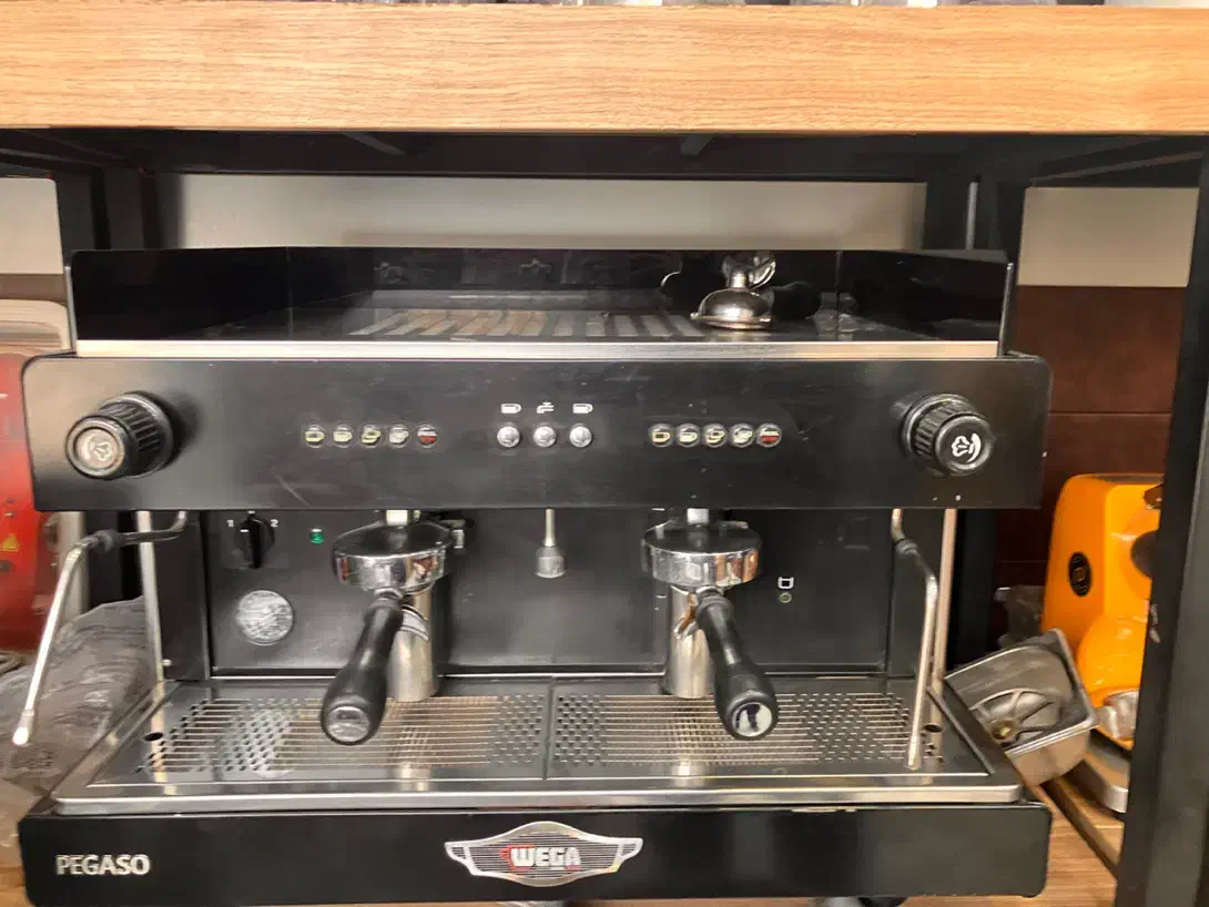 دستگاه اسپرسوساز اتوماتیک|کافیشاپ و رستوران|اصفهان, شهریار|دیوار