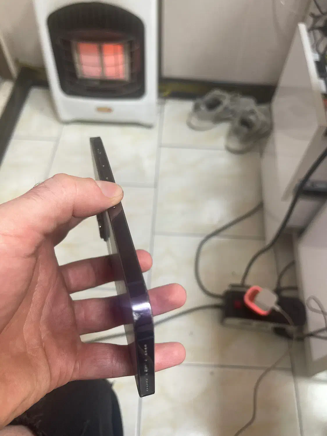 ۱۴ پرو مکس zaa|موبایل|رشت, خبرنگار|دیوار