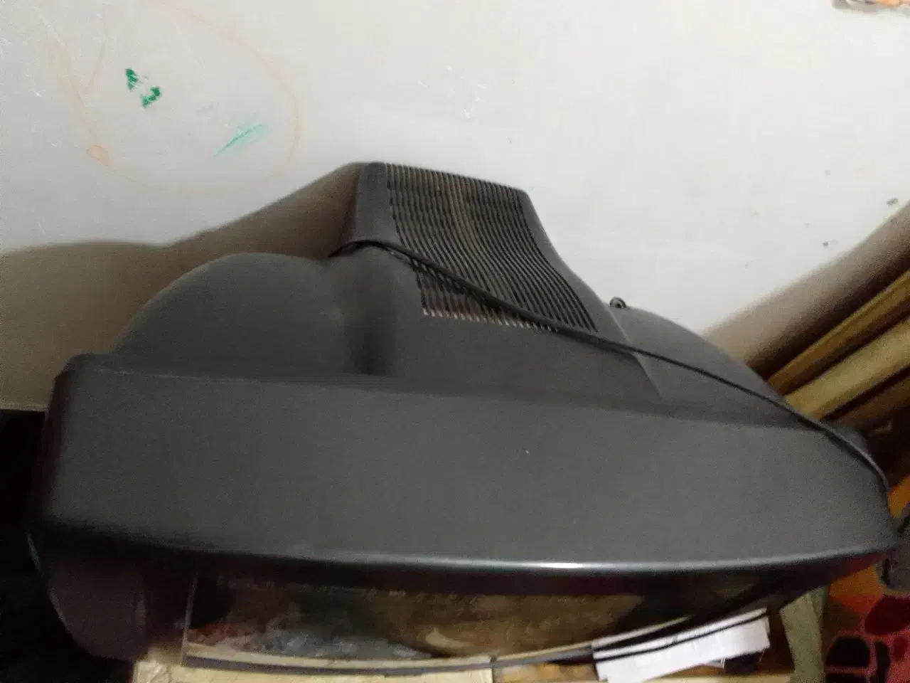 تلویزیون|تلویزیون و پروژکتور|ایذه, |دیوار