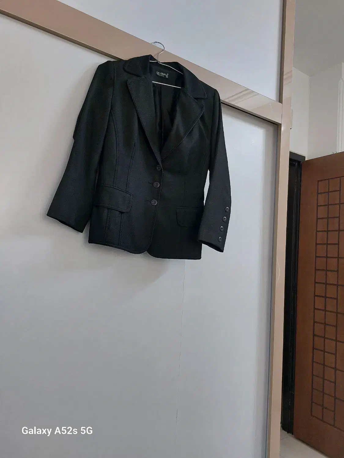 کت و شلوار کرپ رنگ ذغالی ترک|لباس|قم, باغ کرباسی|دیوار