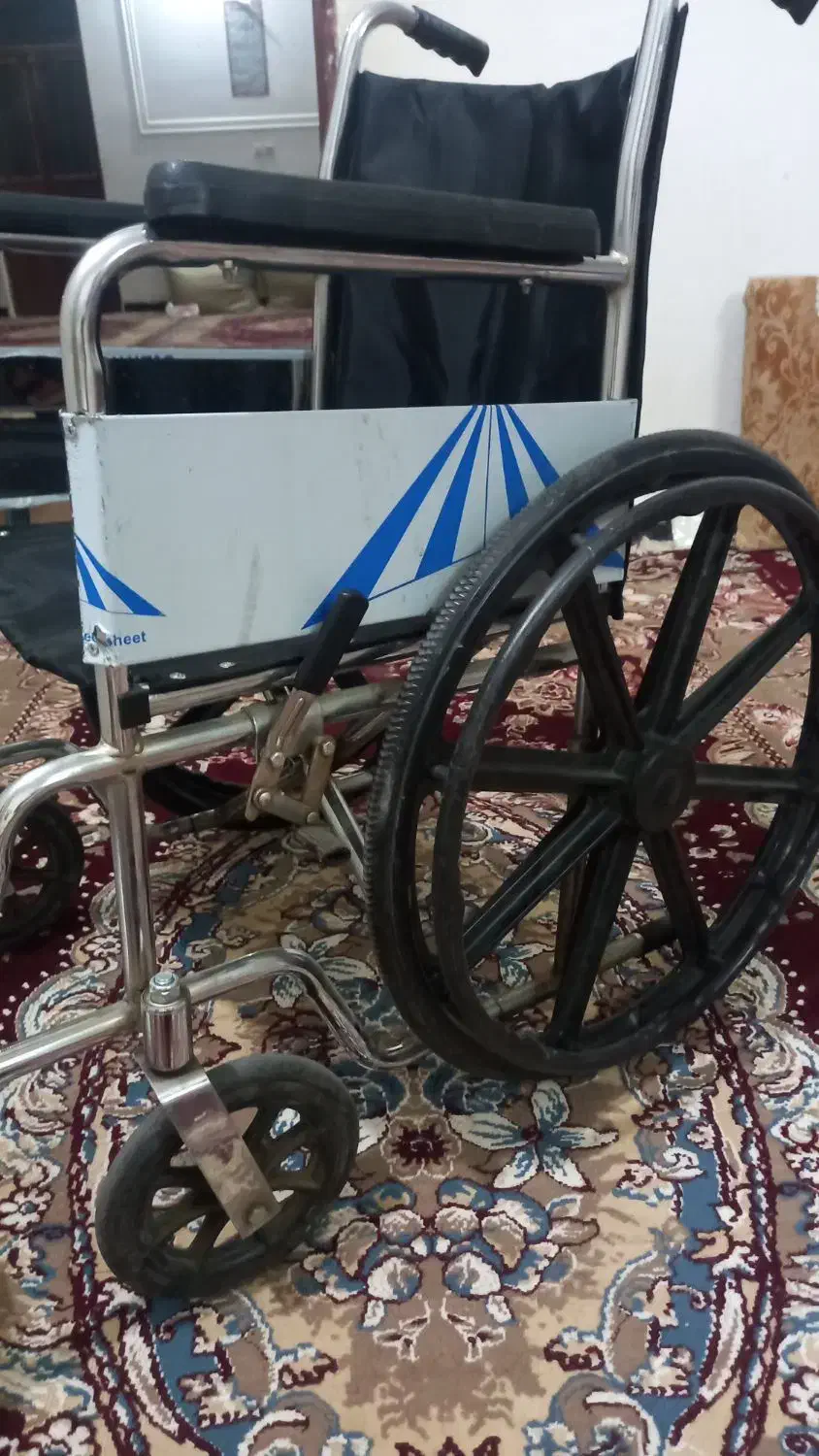 ویلچر لاستیک تو پر|پزشکی|زابل, |دیوار