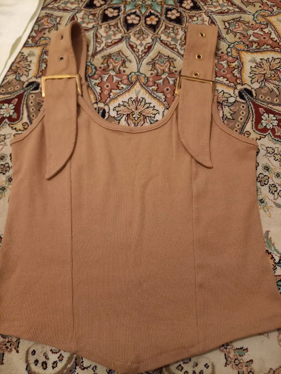 کراپ|لباس|کرمانشاه, |دیوار