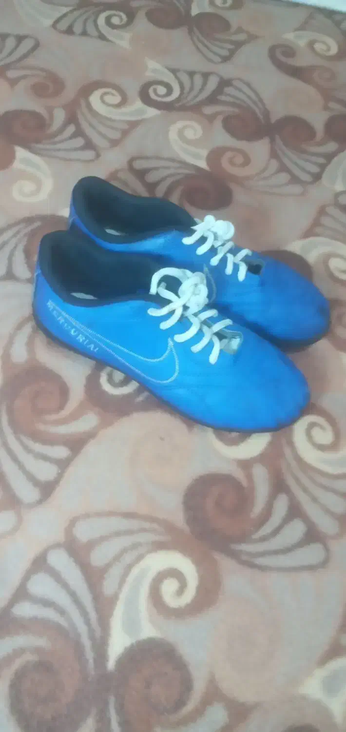 کفش میخی|کیف، کفش، کمربند|پارس‌آباد, |دیوار