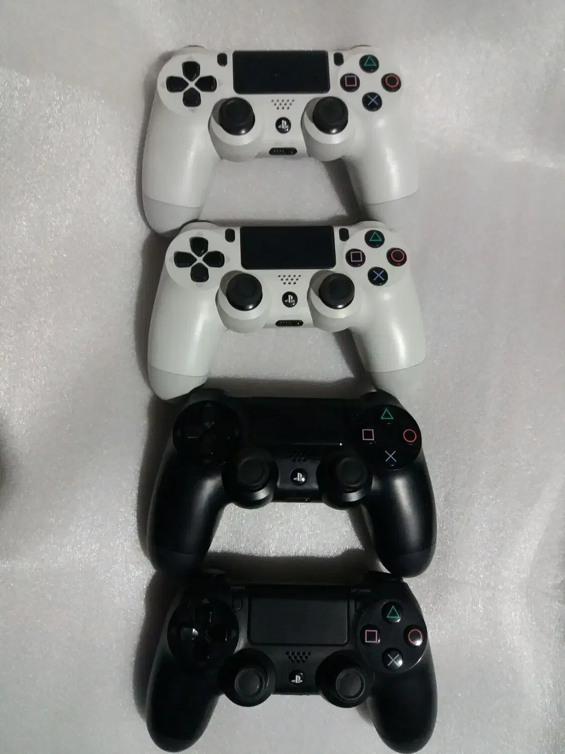 چند دسته اورجینال ps4 سری آخر فت JDM030|کنسول، بازی ویدئویی و آنلاین|کرمان, |دیوار