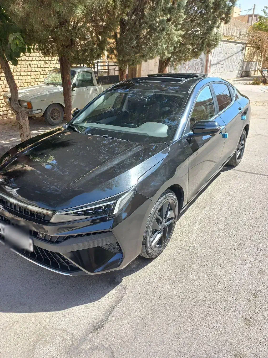 Kmc 1403|خودرو سواری و وانت|شاهینشهر, گزبرخوار|دیوار