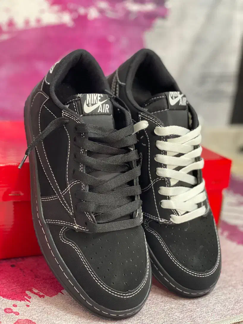 نایک ترویس مشکی|کیف، کفش، کمربند|هشتگرد, هشتگرد قدیم|دیوار