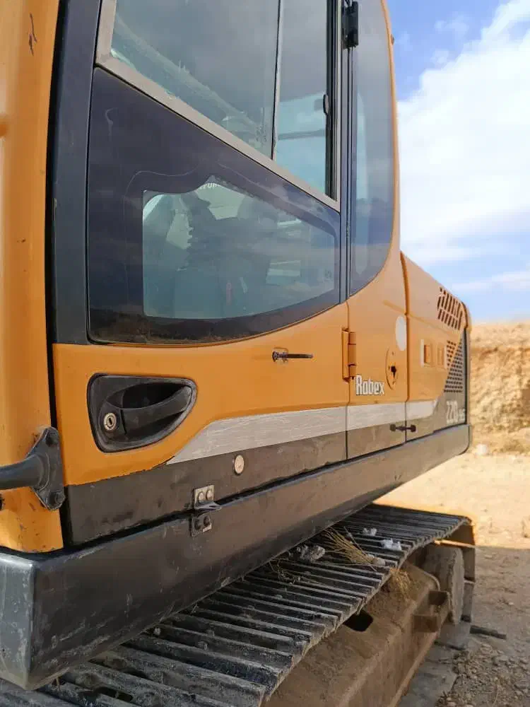 فروش بیل مکانیکی هیوندا 220 مدل 2017 خط 9|خودرو سنگین|یاسوج, |دیوار