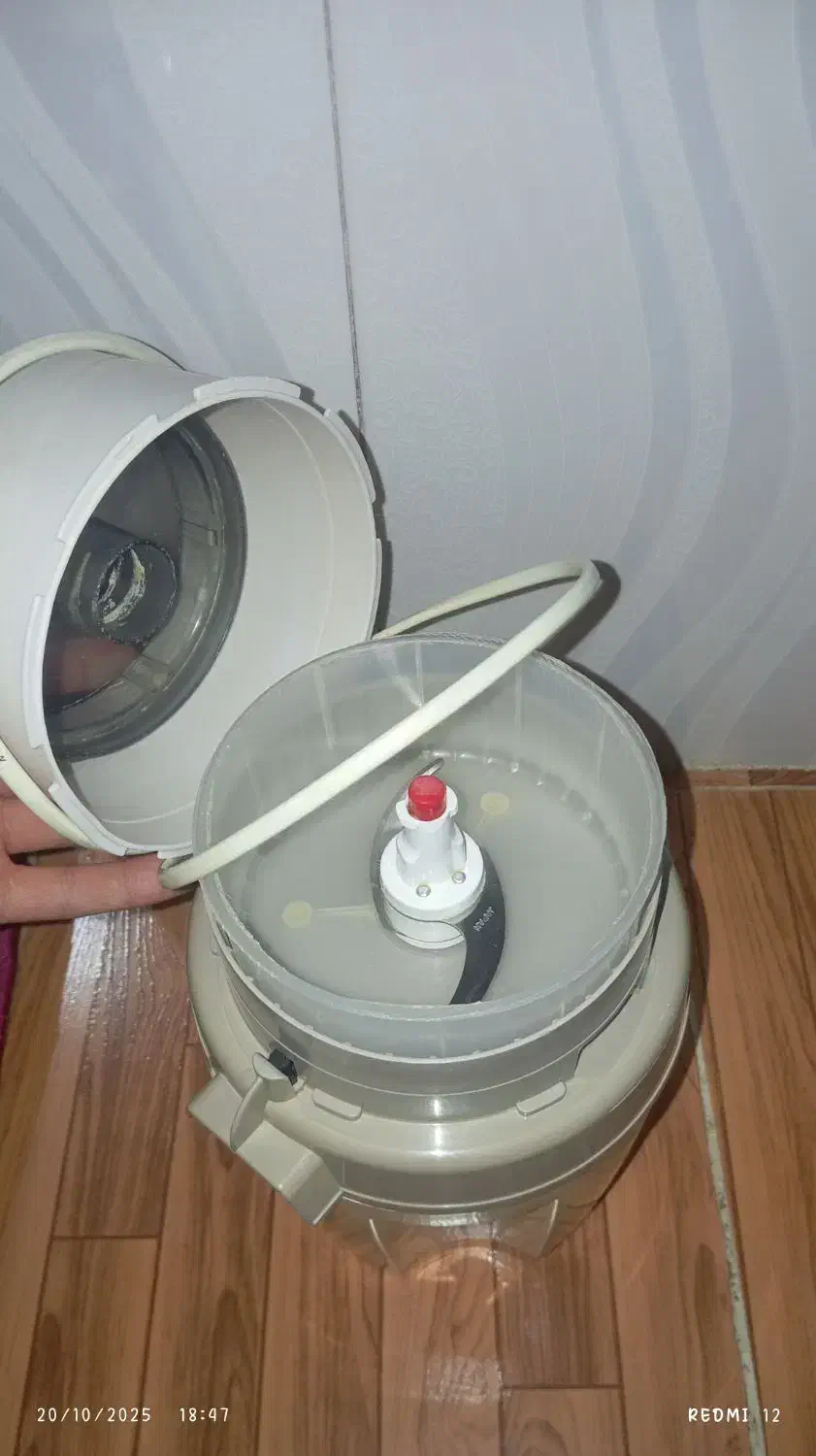 ماشین چرخ گوشت توشیبا اصل ژاپن|خردکن، آسیاب، غذاساز|خوی, |دیوار