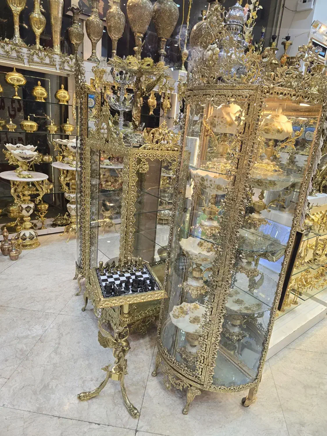 بوفه مینی تمام برنز کار درجه یک فقط ۸۵۰۰ ت|بوفه، ویترین، کنسول|مشهد, کوی المهدی|دیوار