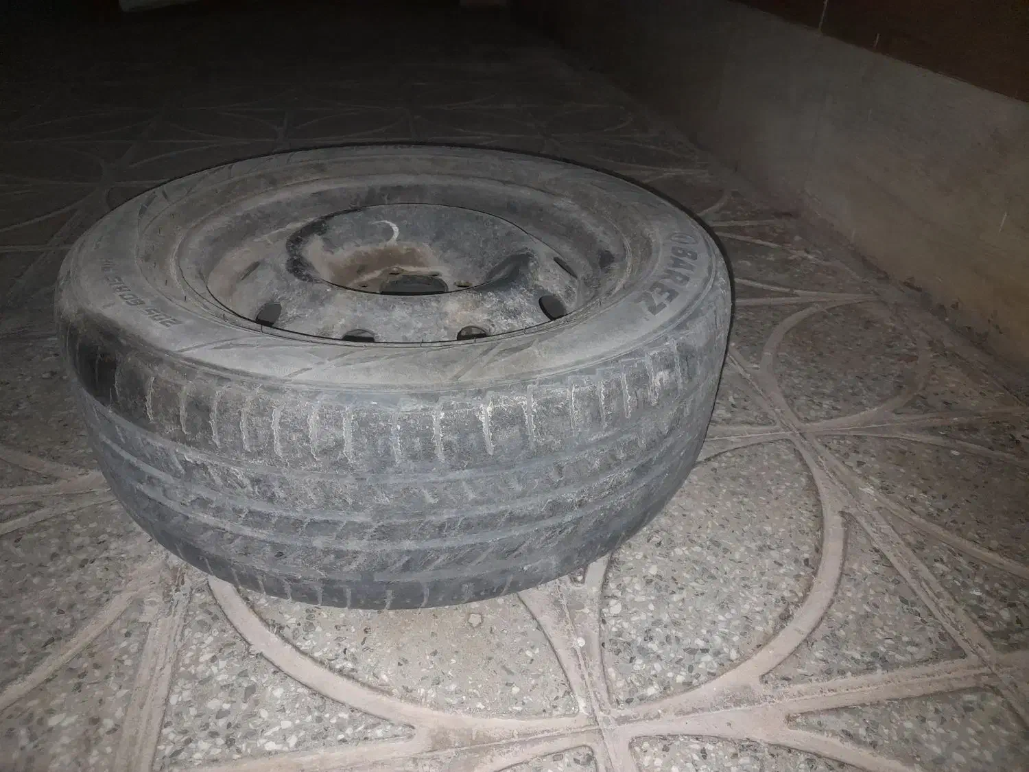 رینگ و لاستیک ۱۵|قطعات یدکی و لوازم جانبی|شاهینشهر, گرگاب|دیوار