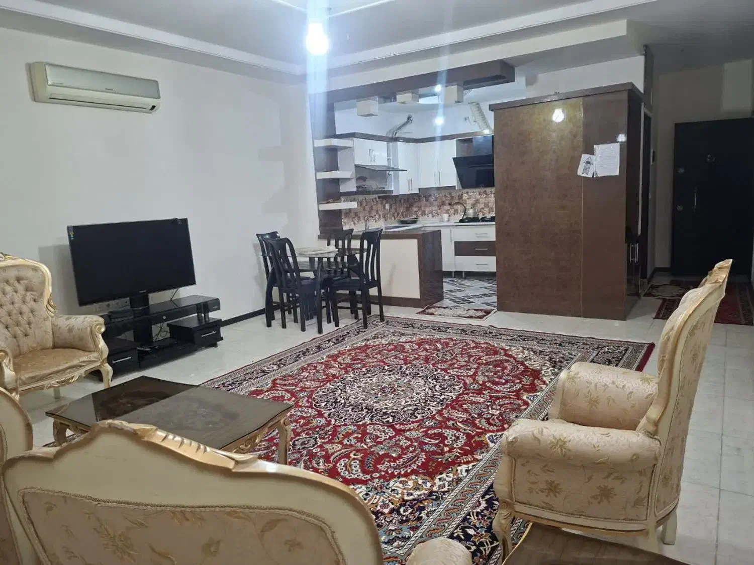 سویت آپارتمان زائرسرا|اجارهٔ کوتاه‌مدت آپارتمان و سوئیت|مشهد, رضاییه|دیوار