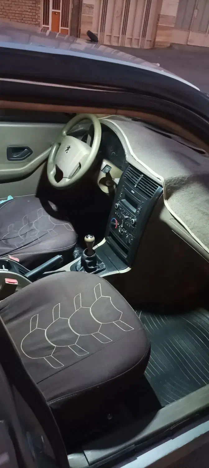 پژو 405دوگانه فابریک|خودرو سواری و وانت|شهرکرد, |دیوار