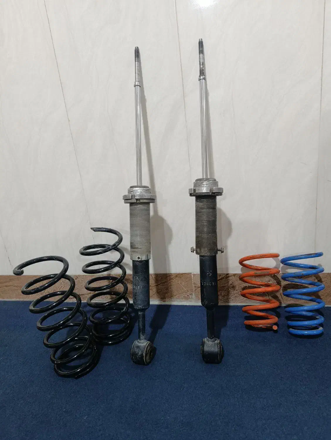 کمک نفر ریگلاژی عقب پراید|قطعات یدکی و لوازم جانبی|کرمانشاه, |دیوار