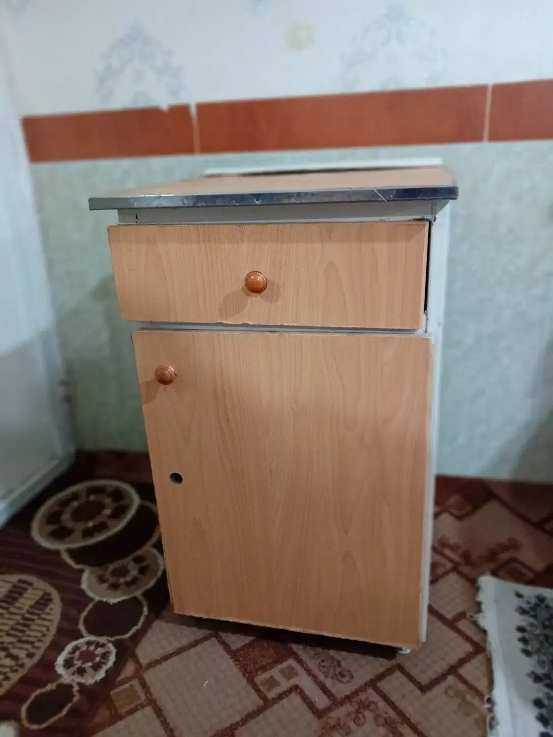 در حد نو|آب‌چکان و نظم‌دهنده ظروف|میاندوآب, |دیوار