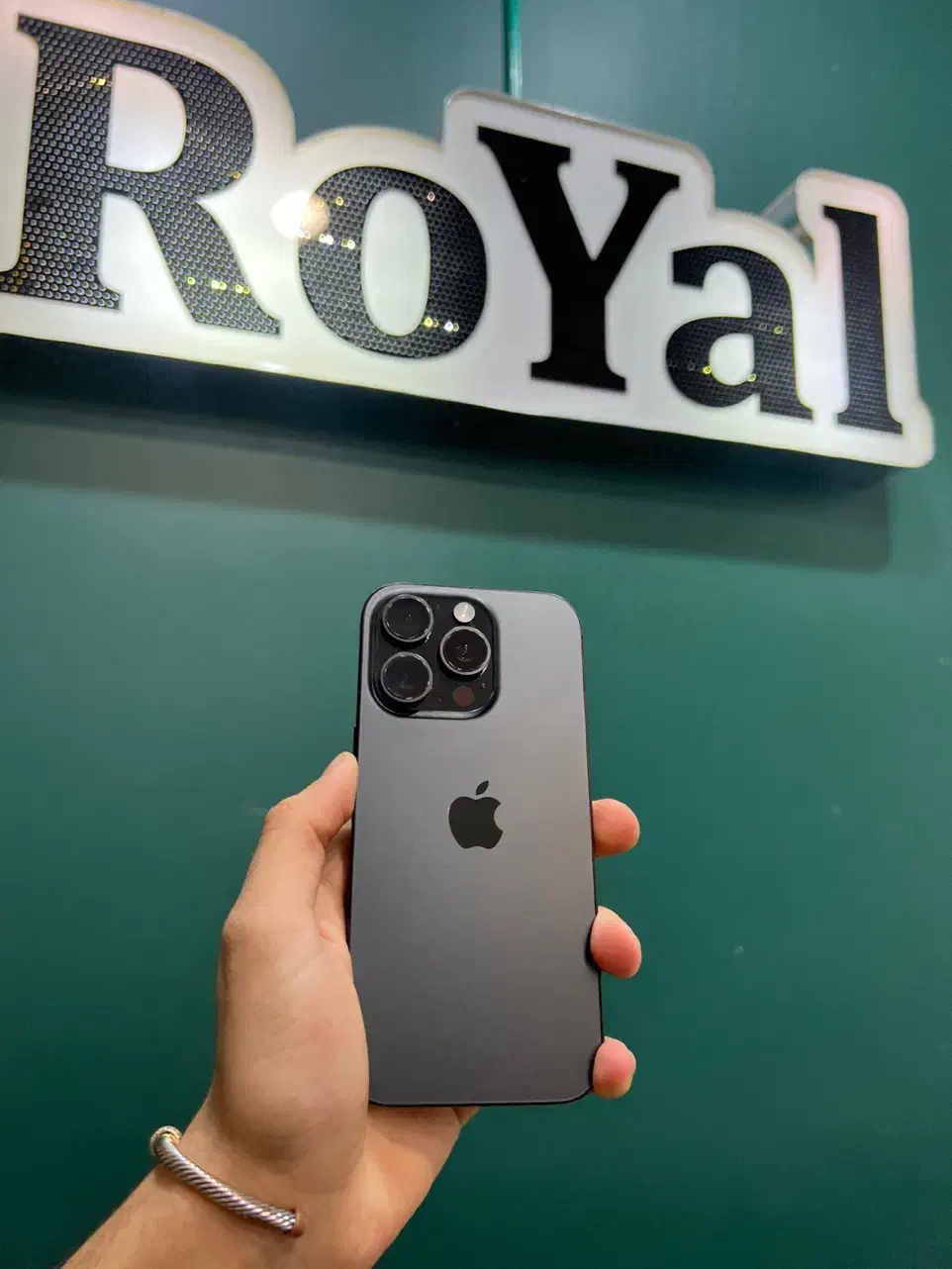 16 پرو zaa|موبایل|کرج, اتحاد|دیوار