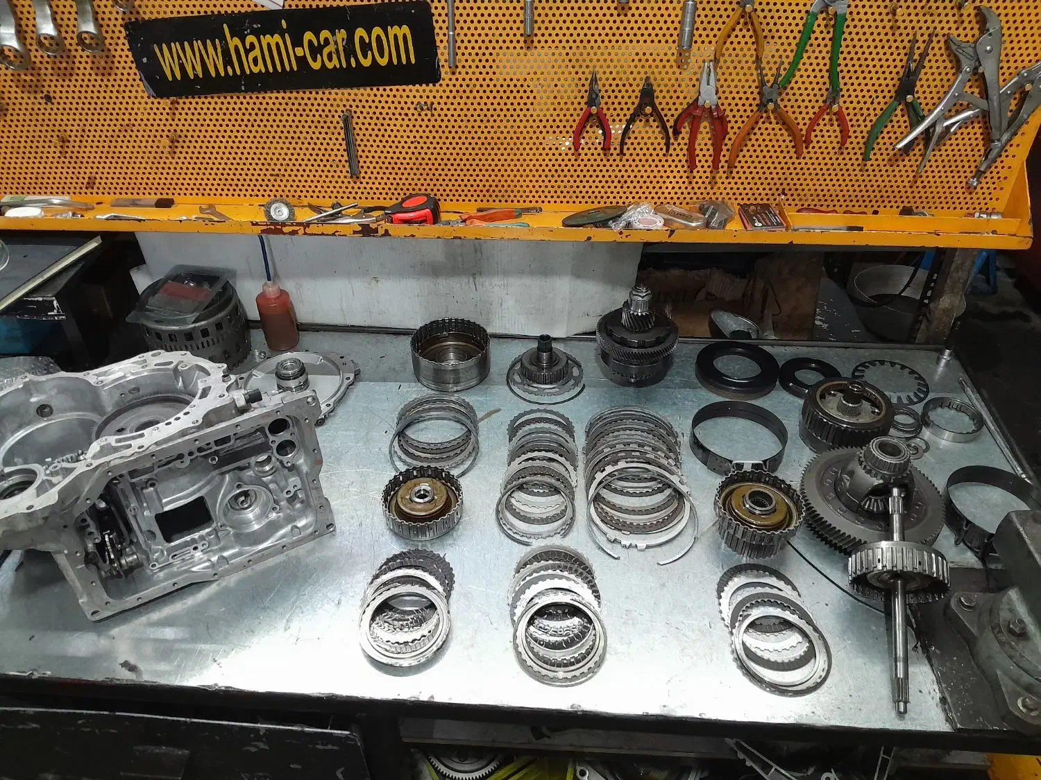 تعمیرات خودرو های وارداتی|خدمات موتور و ماشین|ایزدشهر, |دیوار